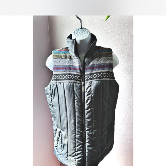 Fresh Puffy Vest Front Zip - Picture 4 of 5